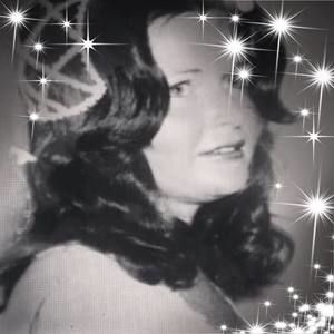 Meet your Posher, Robyn